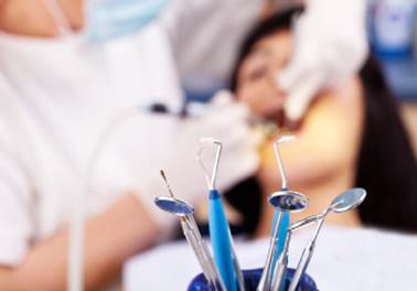 Como calcular os custos referentes aos materiais usados em cada procedimento odontológico