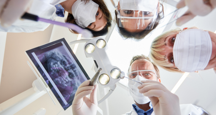 Treinamento Contínuo na Odontologia: Como Manter Sua Equipe Atualizada e Mais Produtiva